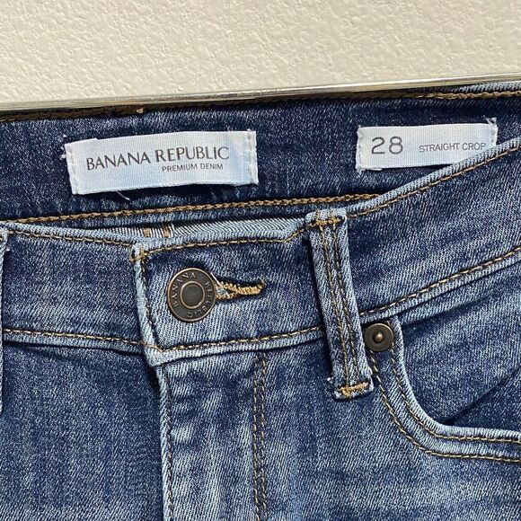 Banana Republic Premium Denim Straight Crop Jeans‎ Size 28 Distressed Raw Hem - Picture 2 of 12